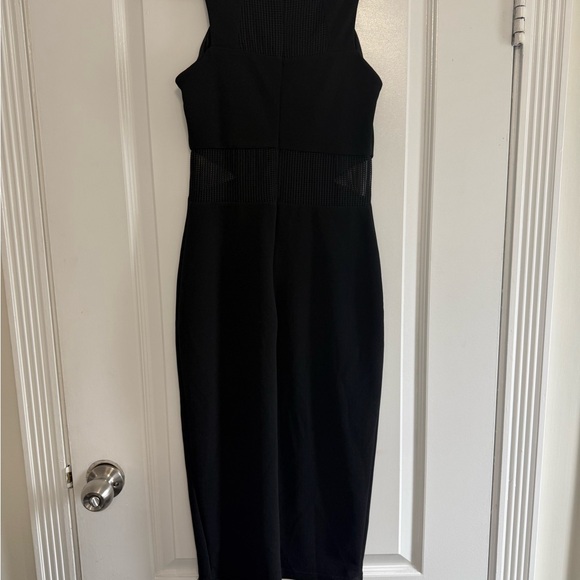 Chic Black Midi Dress - Picture 5 of 10